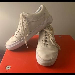 Vans Unisex Old Skool Zip Sneaker